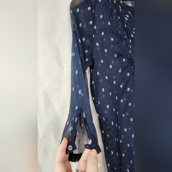 Abercrombie & Fitch Womens Floral AOP  Top Size XS Navy Sheer Boho Peasant - Picture 7 of 7